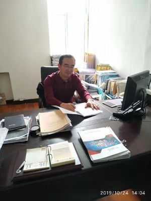 公司機關(guān)黨支部積極開展“不忘初心、牢記使命”主題教育答題活動1.png